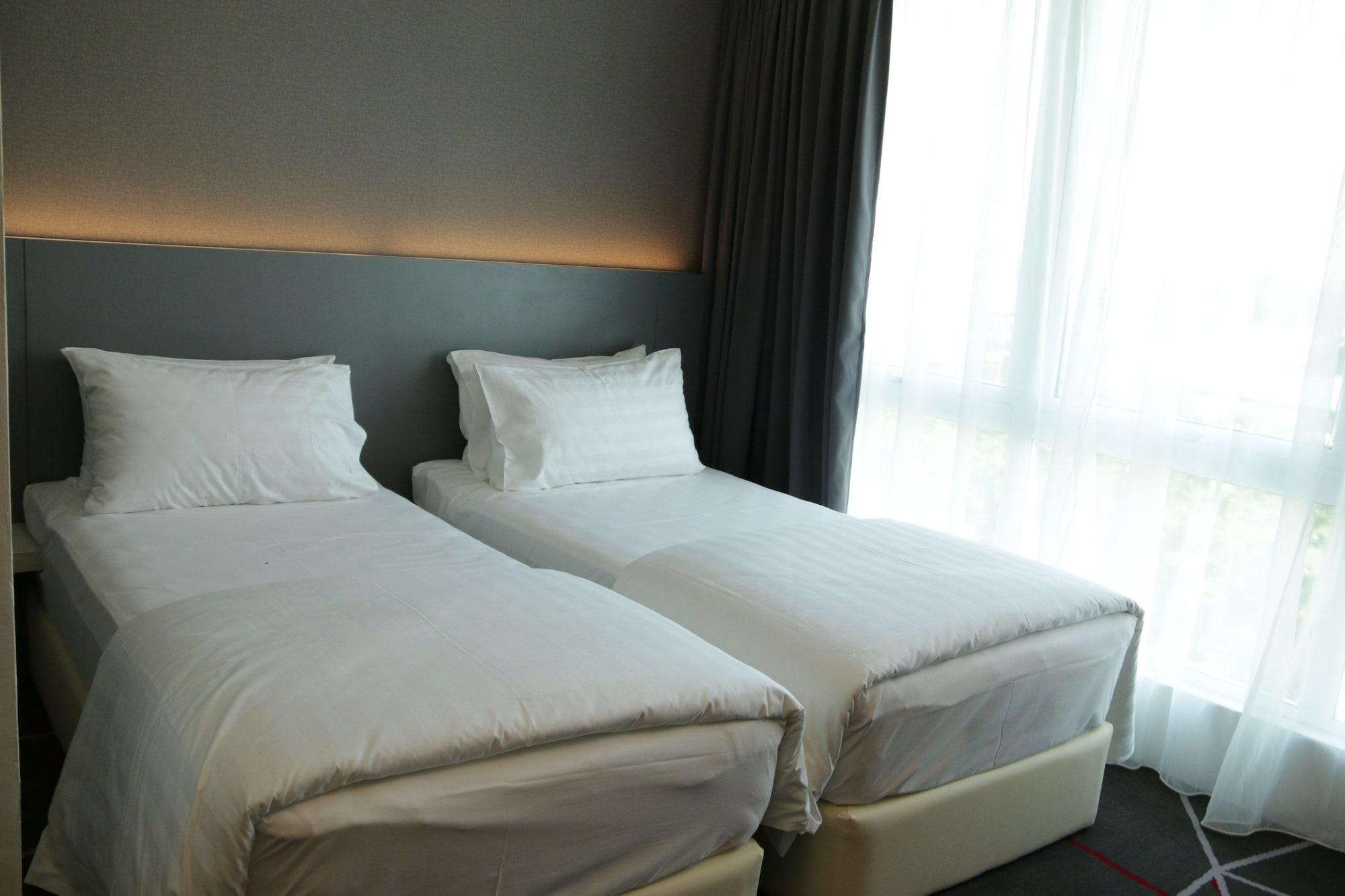 Amerin Hotel ג'והור בהרו מראה חיצוני תמונה