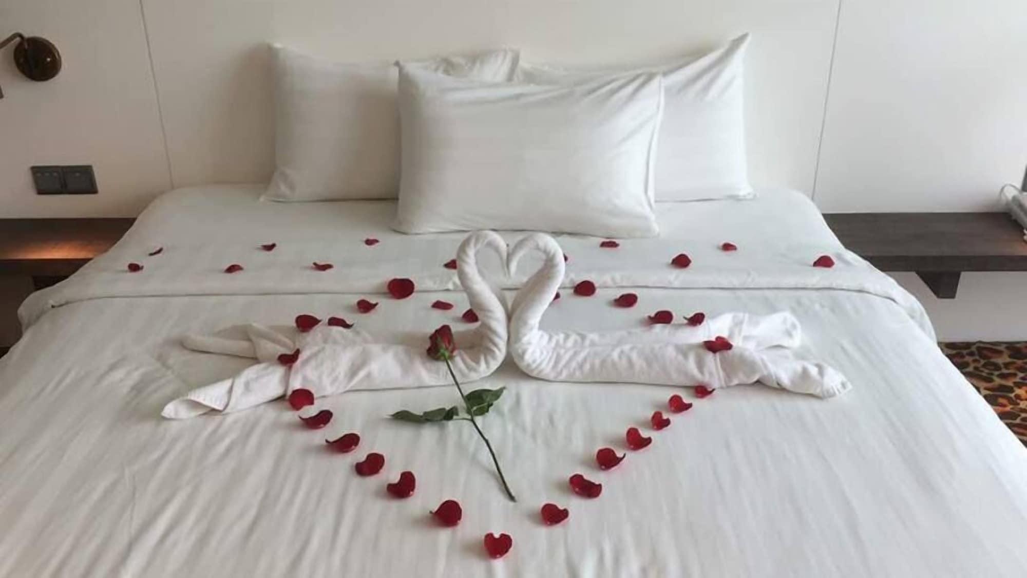 Amerin Hotel ג'והור בהרו מראה חיצוני תמונה