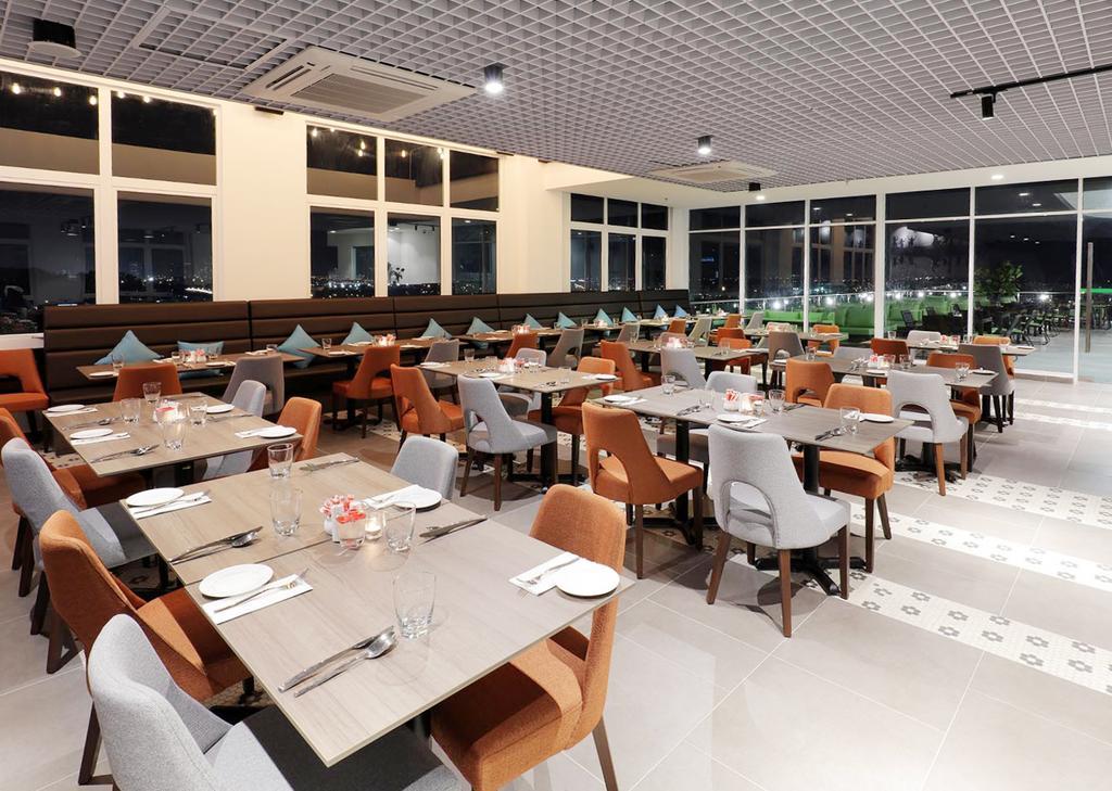 Amerin Hotel ג'והור בהרו מראה חיצוני תמונה
