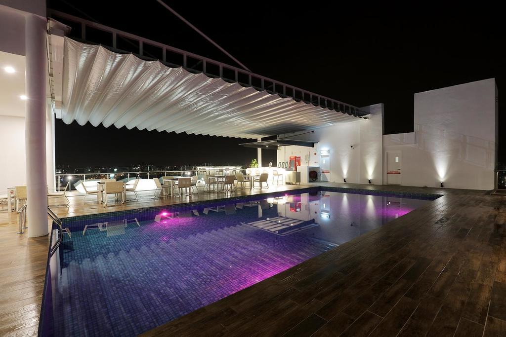 Amerin Hotel ג'והור בהרו מראה חיצוני תמונה