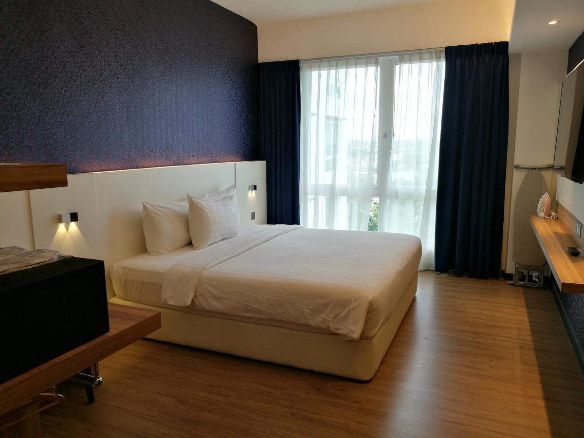 Amerin Hotel ג'והור בהרו מראה חיצוני תמונה
