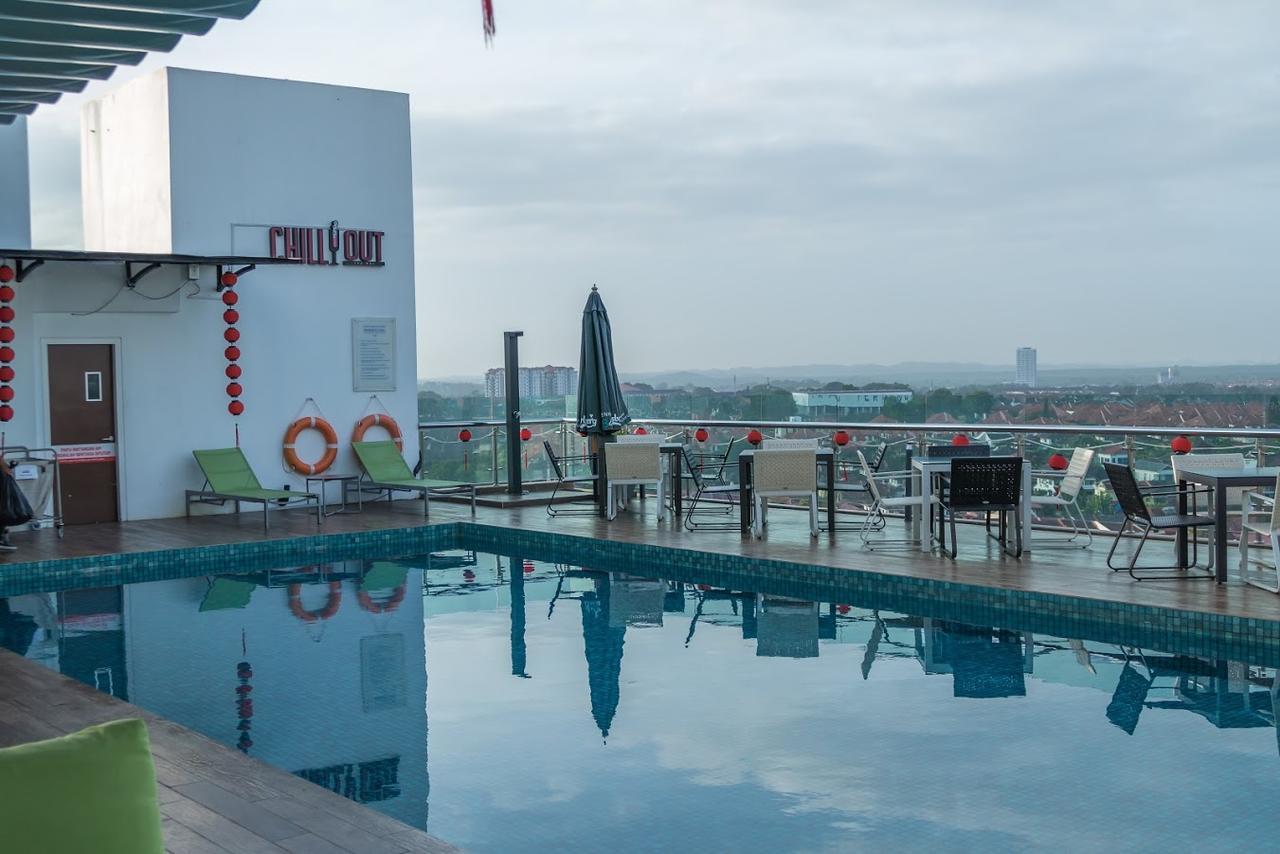 Amerin Hotel ג'והור בהרו מראה חיצוני תמונה